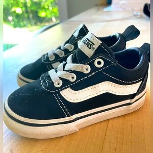 Toddler Vans Size 6.5